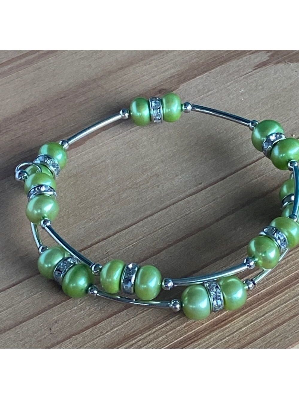 Vantel Pearl Co.  Green Apple Bracelet